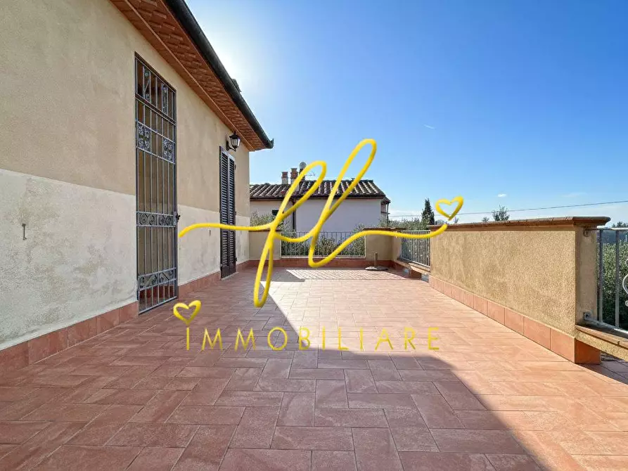 Immagine 86 di Villa in vendita  a Montescudaio