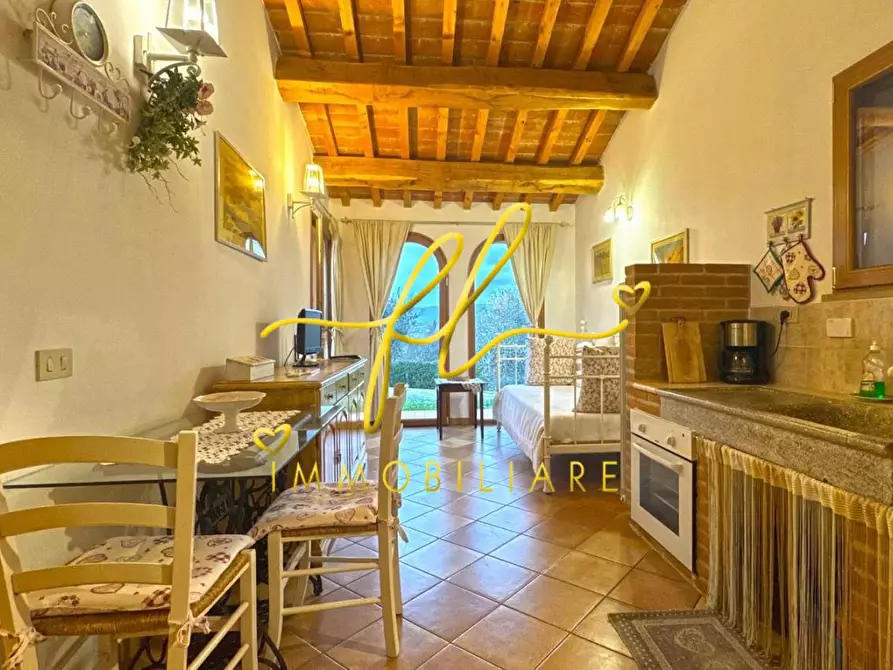 Immagine 22 di Villa in vendita  a Montescudaio