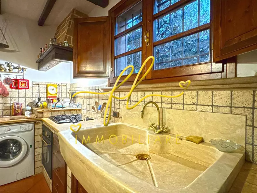 Immagine 72 di Villa in vendita  a Montescudaio