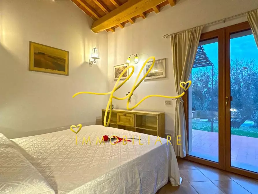 Immagine 4 di Villa in vendita  a Montescudaio