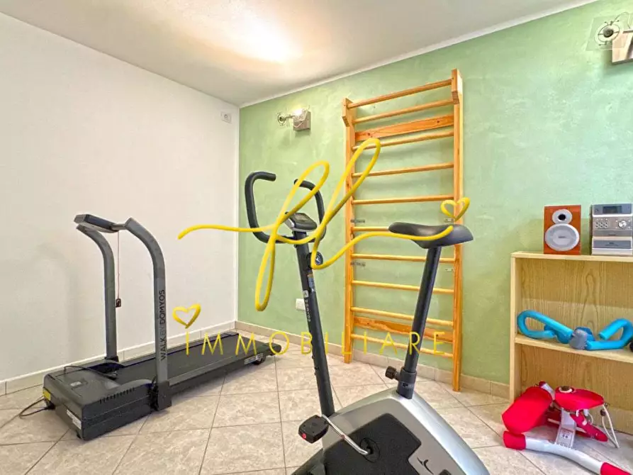 Immagine 63 di Villa in vendita  a Montescudaio