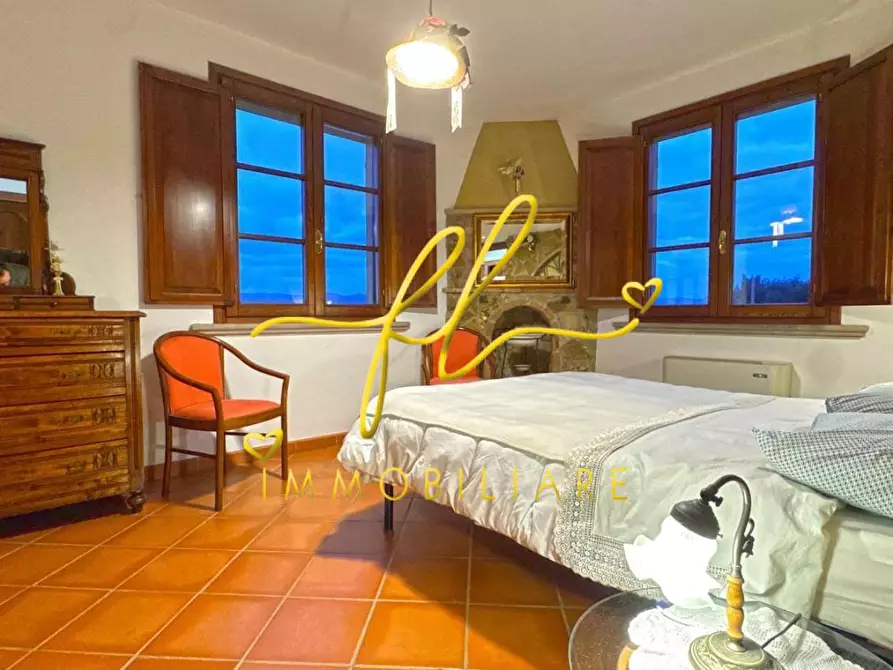 Immagine 43 di Villa in vendita  a Montescudaio
