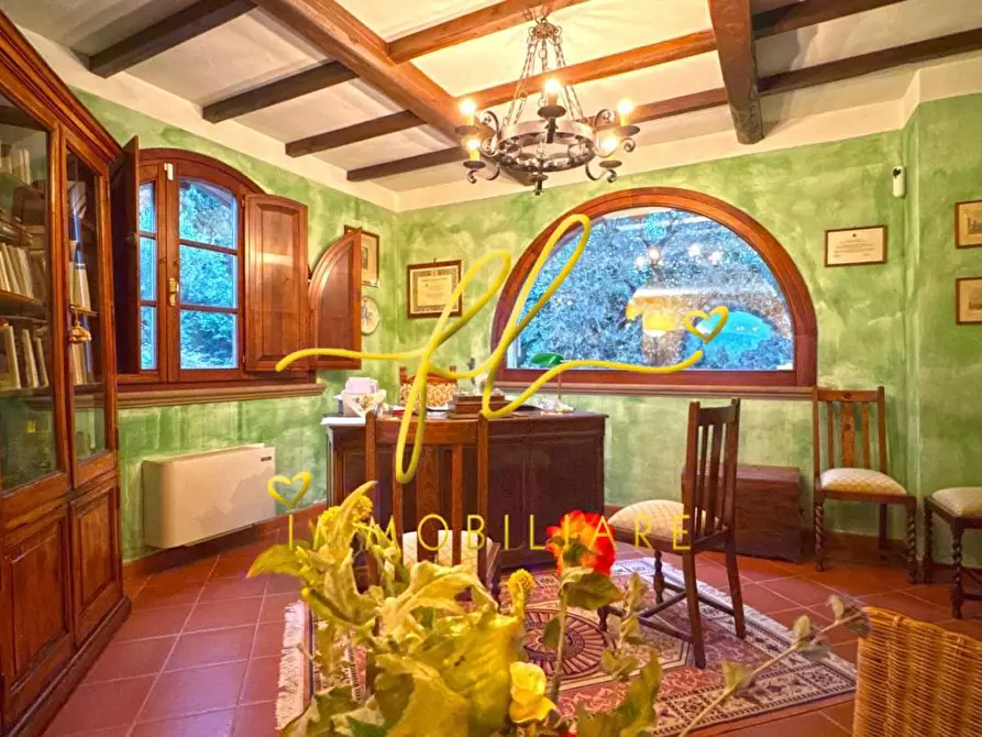Immagine 53 di Villa in vendita  a Montescudaio