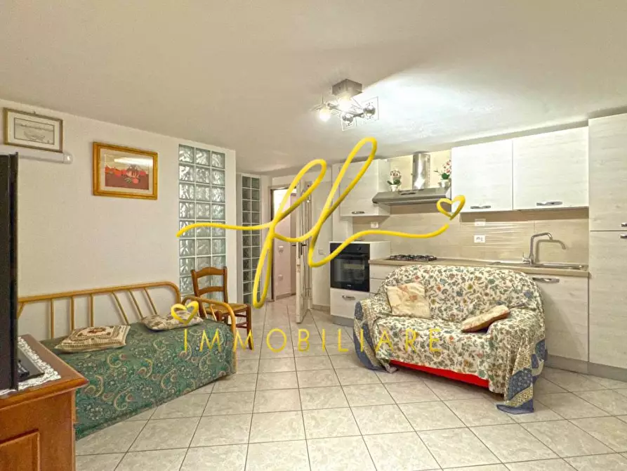 Immagine 66 di Villa in vendita  a Montescudaio