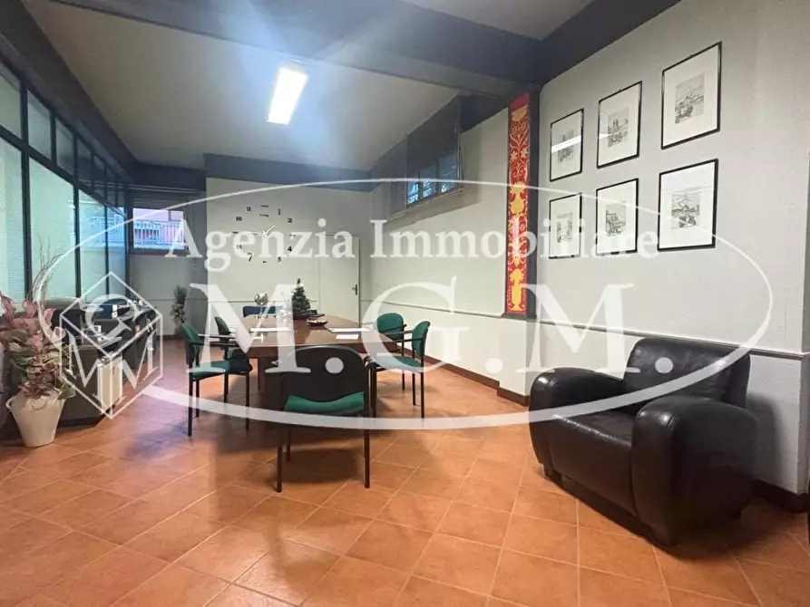 Immagine 3 di Ufficio in affitto  a Santa Maria A Monte