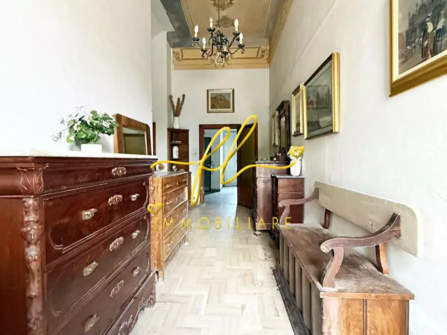 Immagine 2 di Villa in vendita  a Rosignano Marittimo