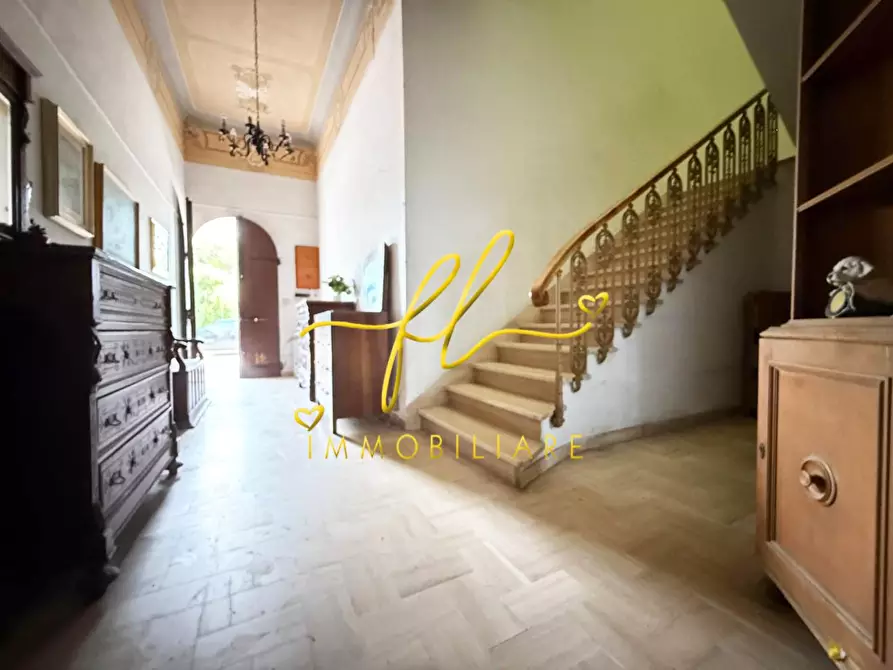 Immagine 4 di Villa in vendita  a Rosignano Marittimo