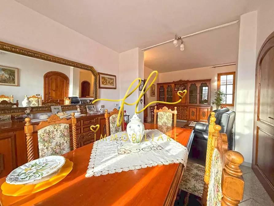 Immagine 28 di Villa in vendita  a Rosignano Marittimo