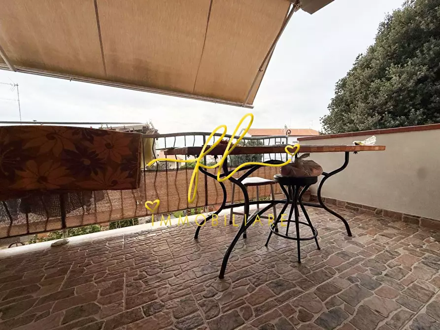 Immagine 23 di Villa in vendita  a Rosignano Marittimo