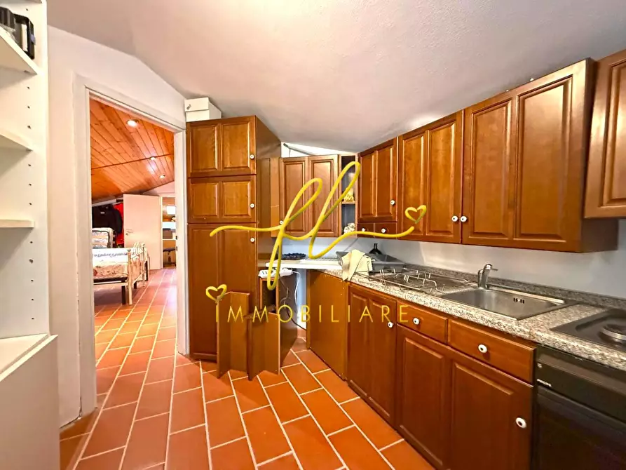 Immagine 18 di Villa in vendita  a Rosignano Marittimo