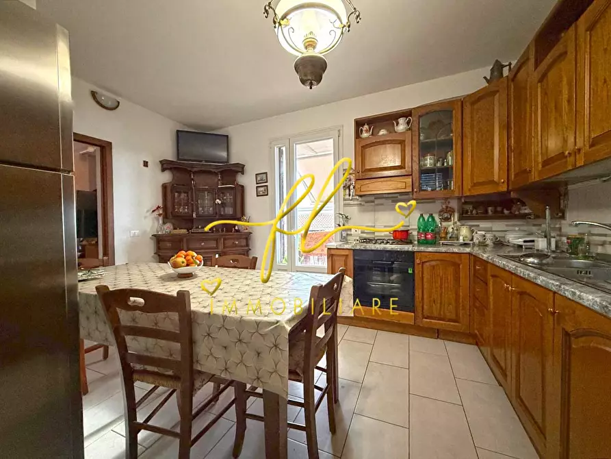 Immagine 24 di Villa in vendita  a Rosignano Marittimo