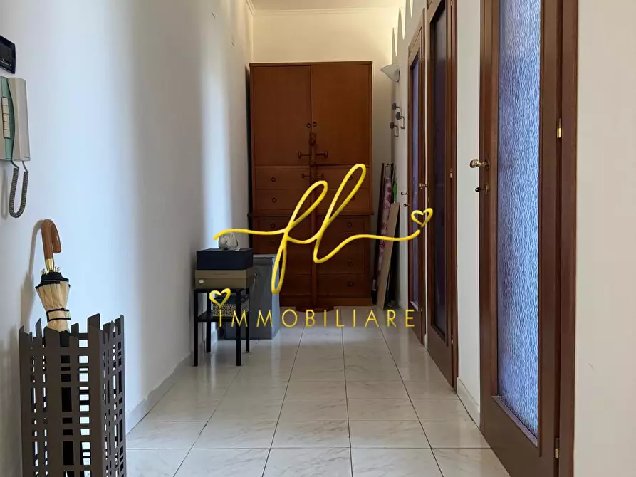 Immagine 11 di Appartamento in vendita  a Livorno