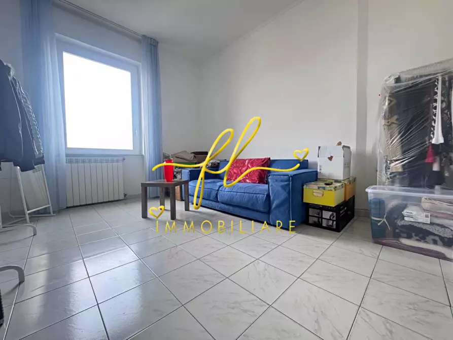 Immagine 5 di Appartamento in vendita  a Livorno