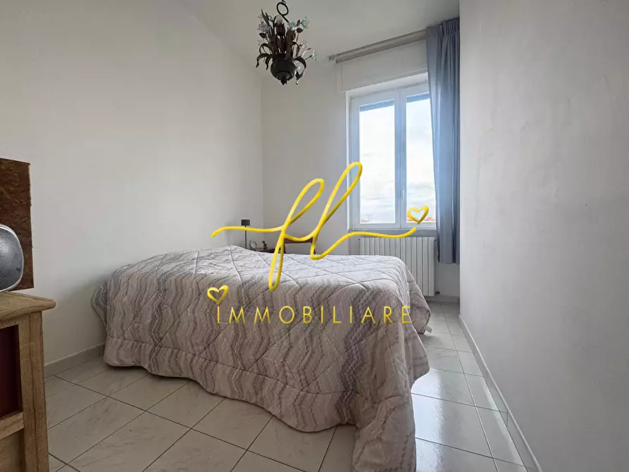 Immagine 14 di Appartamento in vendita  a Livorno