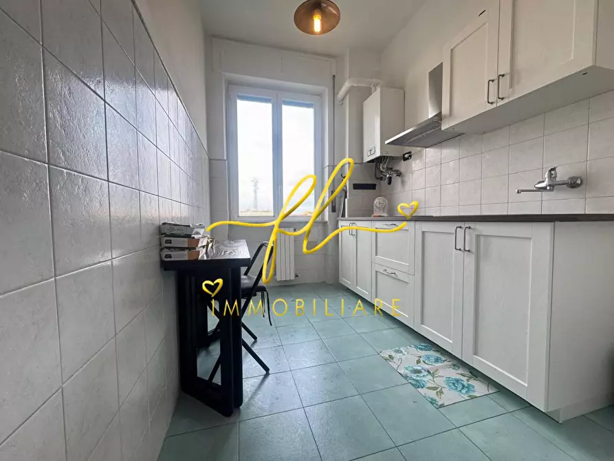 Immagine 9 di Appartamento in vendita  a Livorno