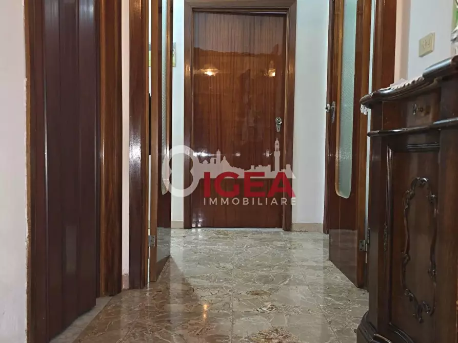 Immagine 22 di Appartamento in vendita  a Siena