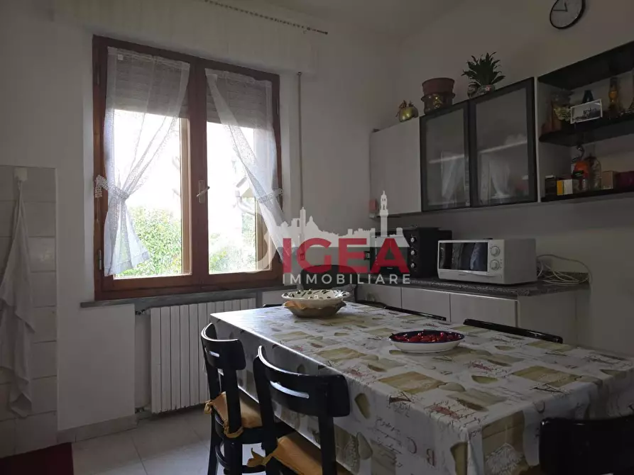 Immagine 11 di Appartamento in vendita  a Siena