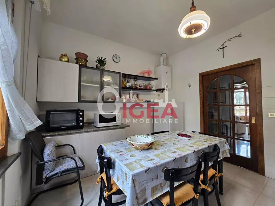 Immagine 7 di Appartamento in vendita  a Siena