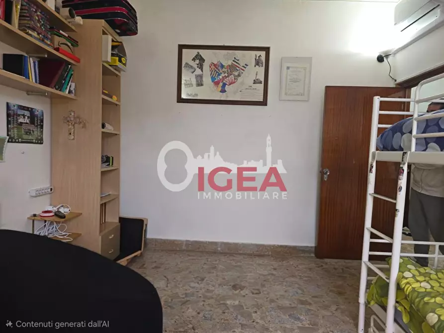 Immagine 33 di Appartamento in vendita  a Siena