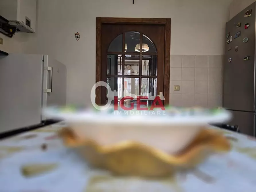 Immagine 4 di Appartamento in vendita  a Siena