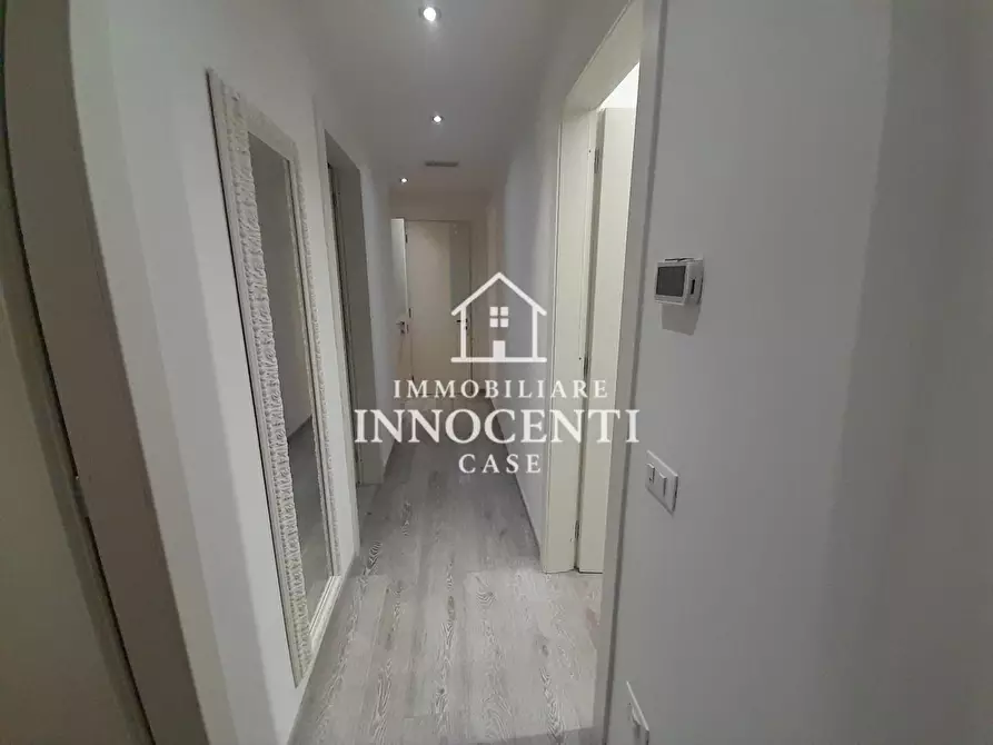 Immagine 15 di Appartamento in vendita  a Massa