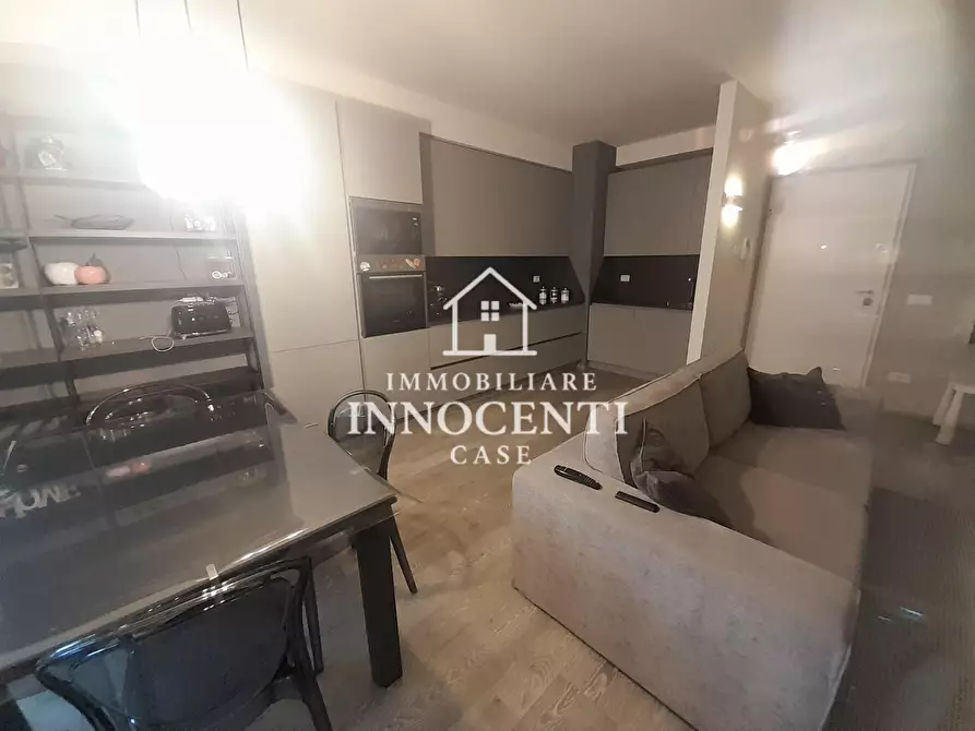 Immagine 3 di Appartamento in vendita  a Massa