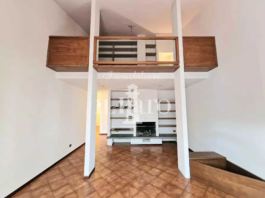 Immagine 1 di Appartamento in vendita  a Signa