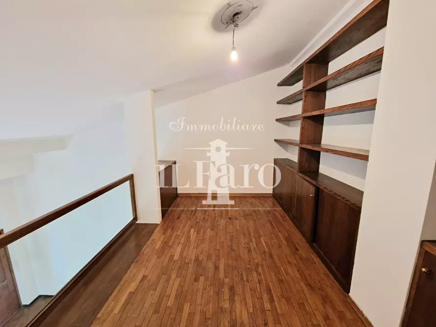 Immagine 9 di Appartamento in vendita  a Signa