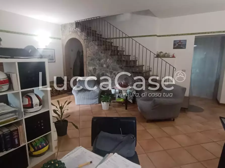 Immagine 5 di Terratetto in vendita  a Barga