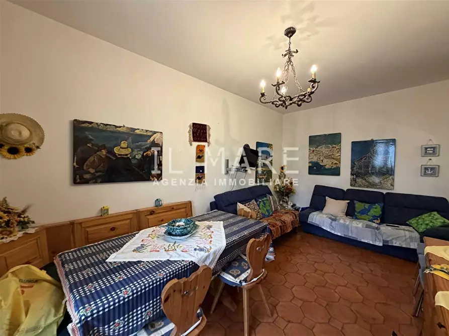 Immagine 5 di Appartamento in vendita  a Massa