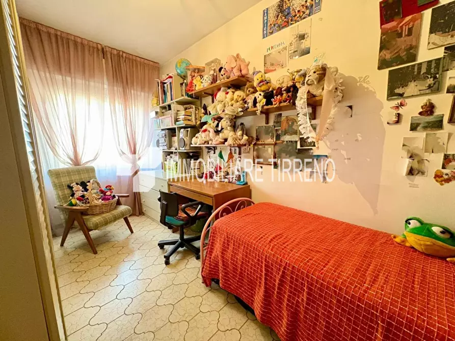 Immagine 8 di Appartamento in vendita  a Massa