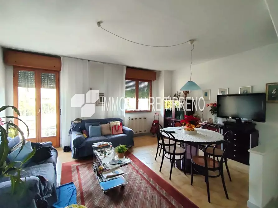 Immagine 5 di Villetta a schiera in vendita  a Massa