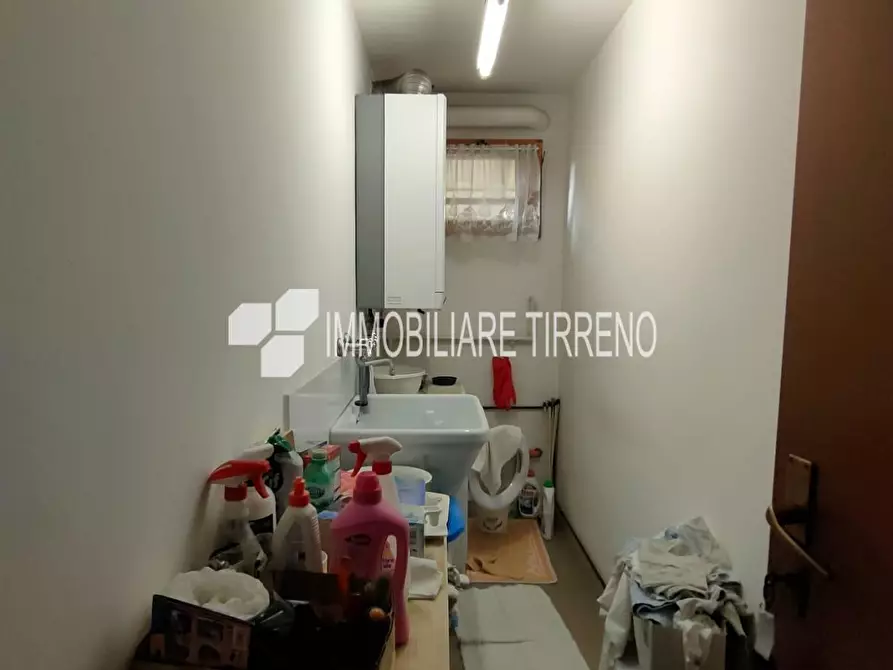 Immagine 16 di Villetta a schiera in vendita  a Massa