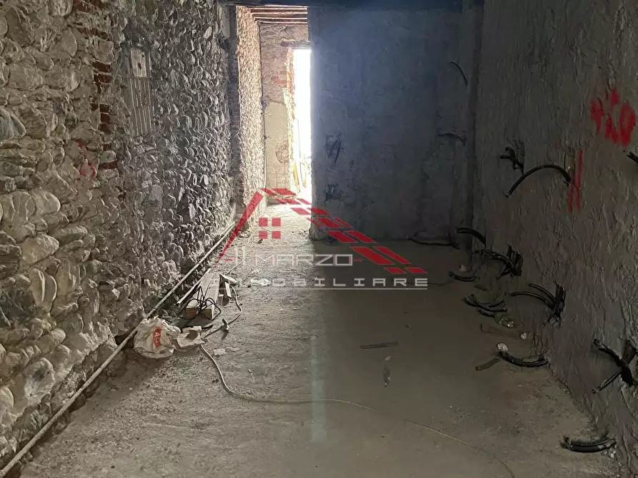 Immagine 20 di Appartamento in vendita  a Massa