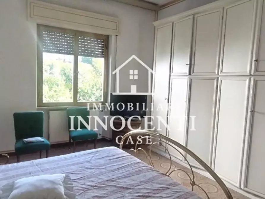 Immagine 10 di Appartamento in vendita  a Massa