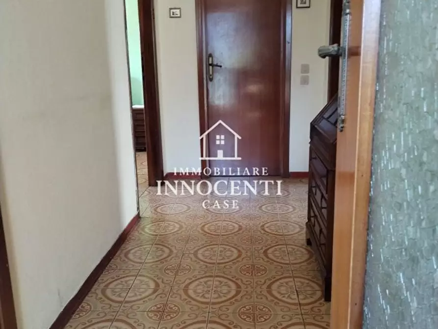 Immagine 15 di Appartamento in vendita  a Massa