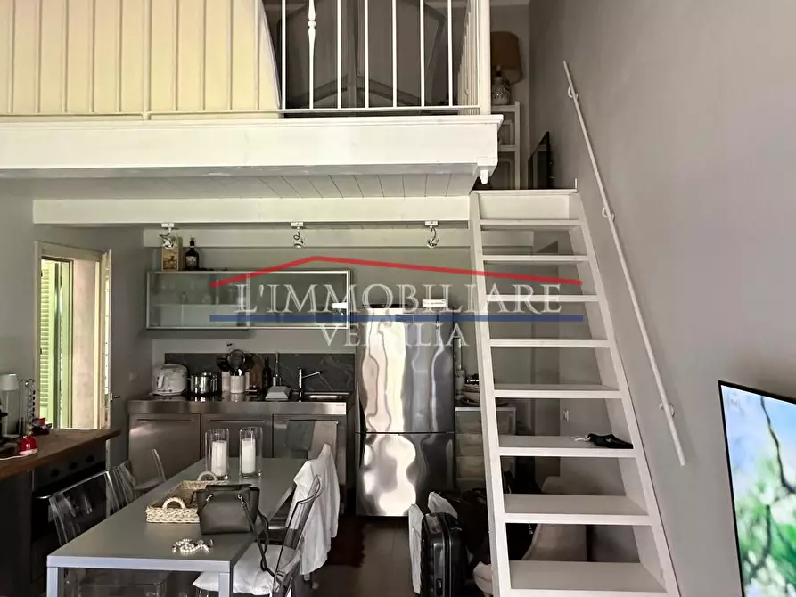 Immagine 6 di Villetta a schiera in vendita  a Massa