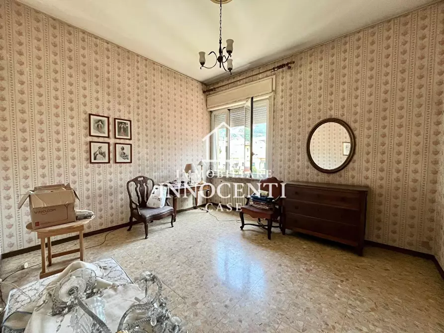 Immagine 9 di Appartamento in vendita  a Massa