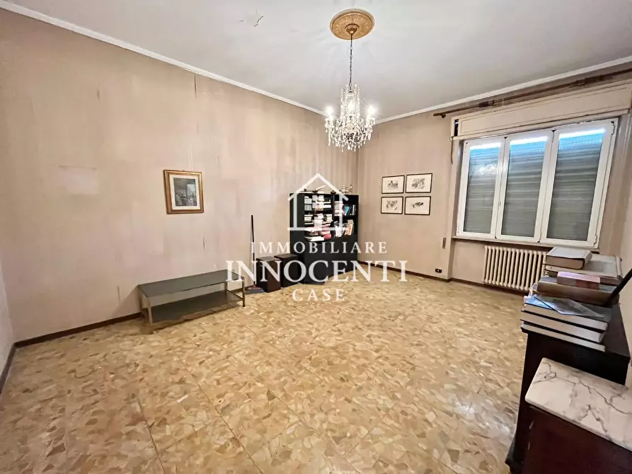 Immagine 13 di Appartamento in vendita  a Massa