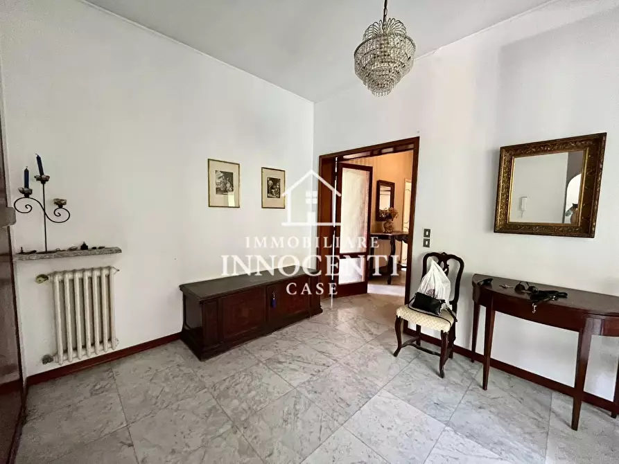 Immagine 19 di Appartamento in vendita  a Massa