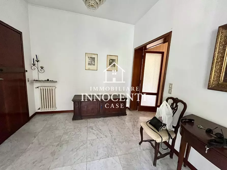 Immagine 15 di Appartamento in vendita  a Massa