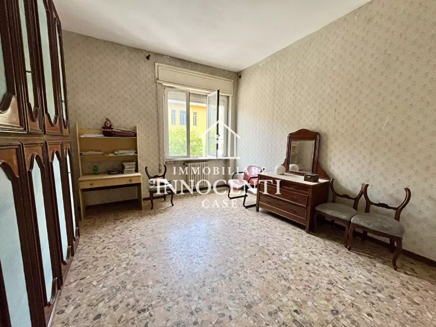 Immagine 17 di Appartamento in vendita  a Massa