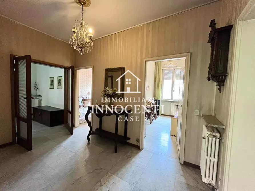 Immagine 6 di Appartamento in vendita  a Massa