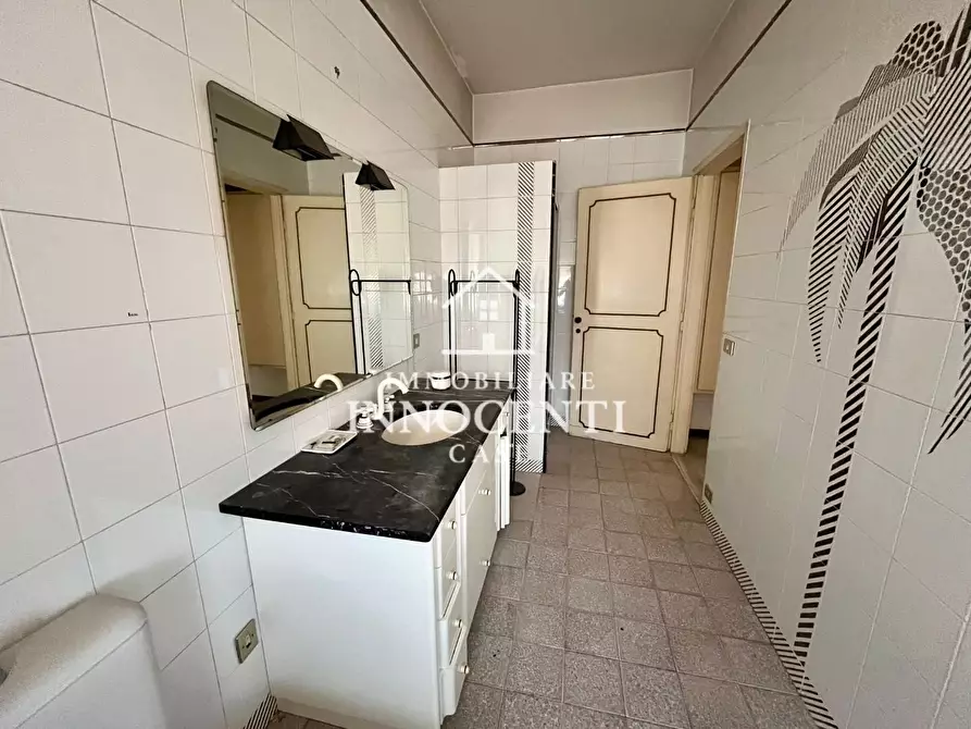 Immagine 14 di Appartamento in vendita  a Massa