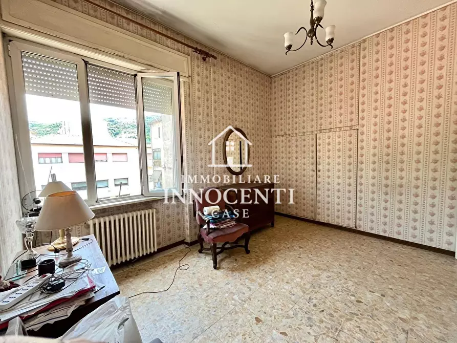 Immagine 23 di Appartamento in vendita  a Massa