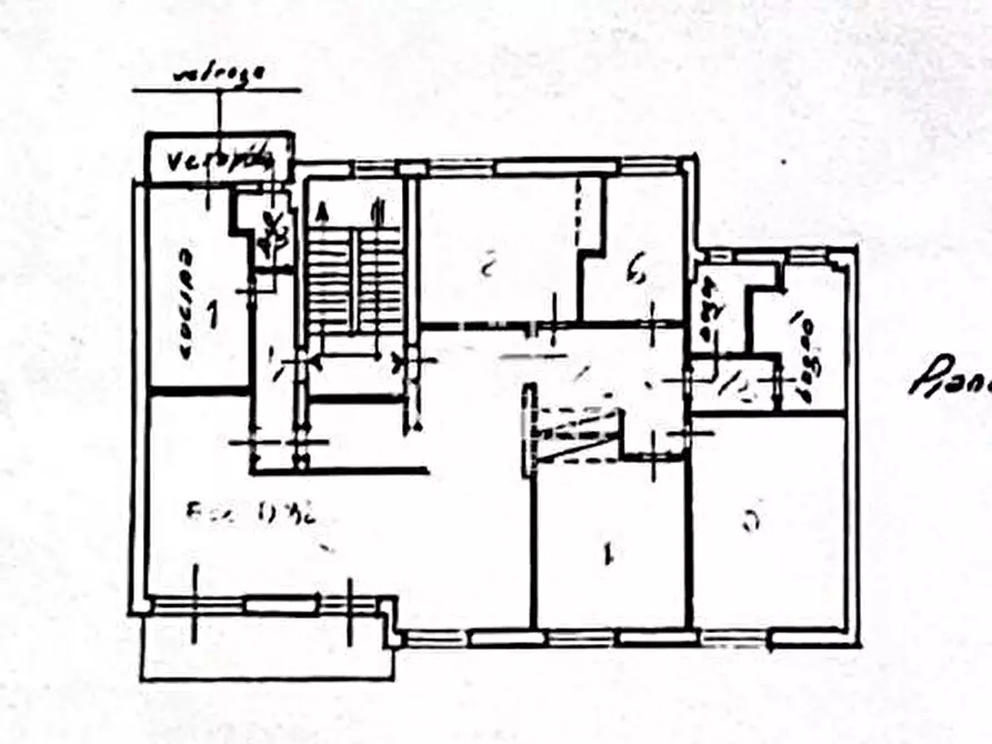 Immagine 31 di Appartamento in vendita  a Massa