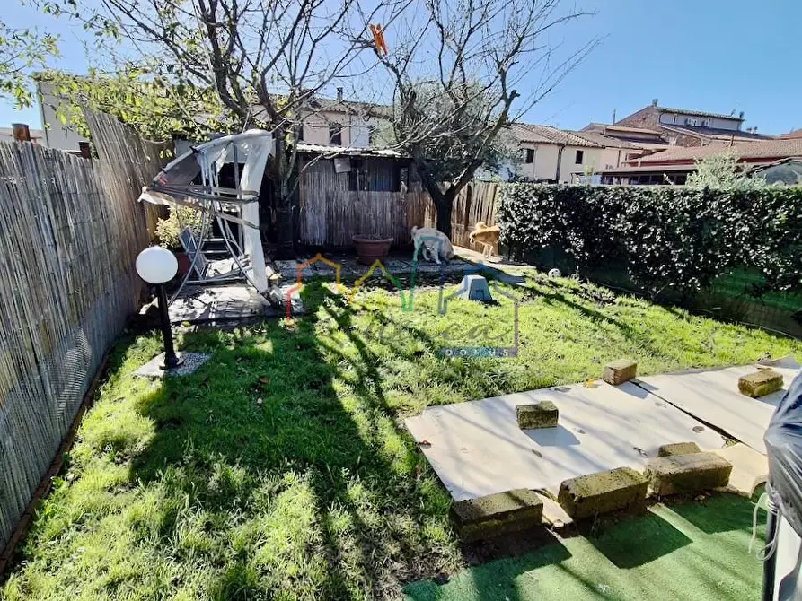 Immagine 42 di Terratetto in vendita  a Cascina