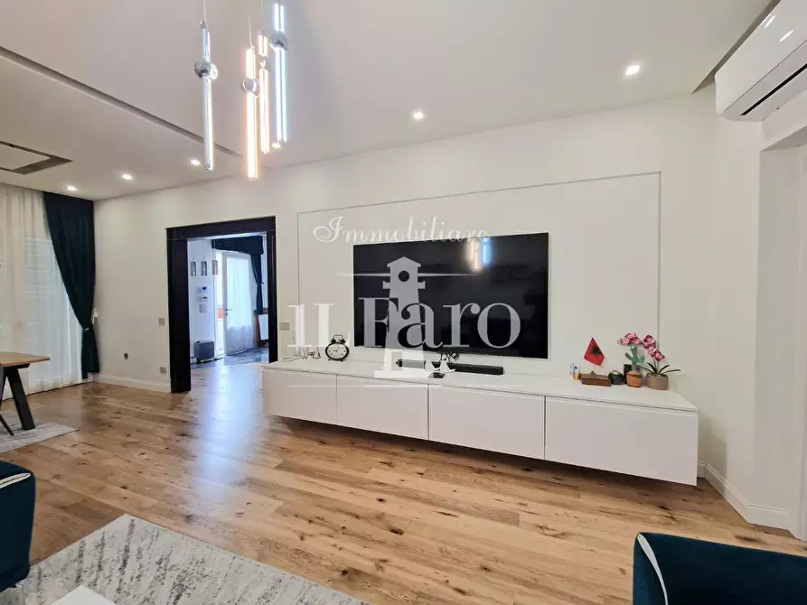 Immagine 8 di Terratetto in vendita  a Campi Bisenzio