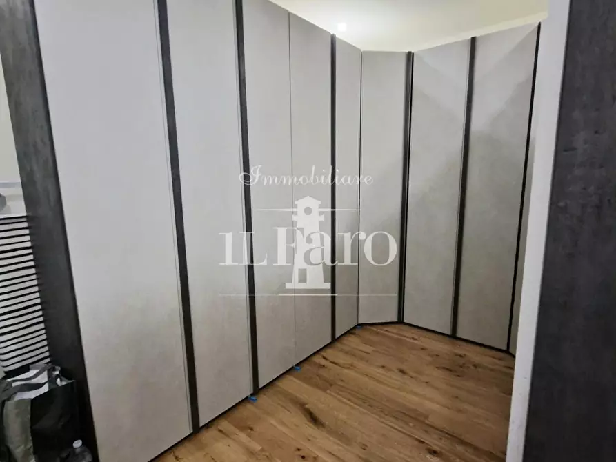 Immagine 29 di Terratetto in vendita  a Campi Bisenzio