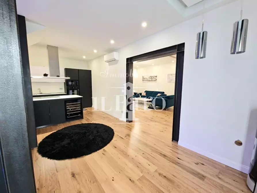 Immagine 13 di Terratetto in vendita  a Campi Bisenzio